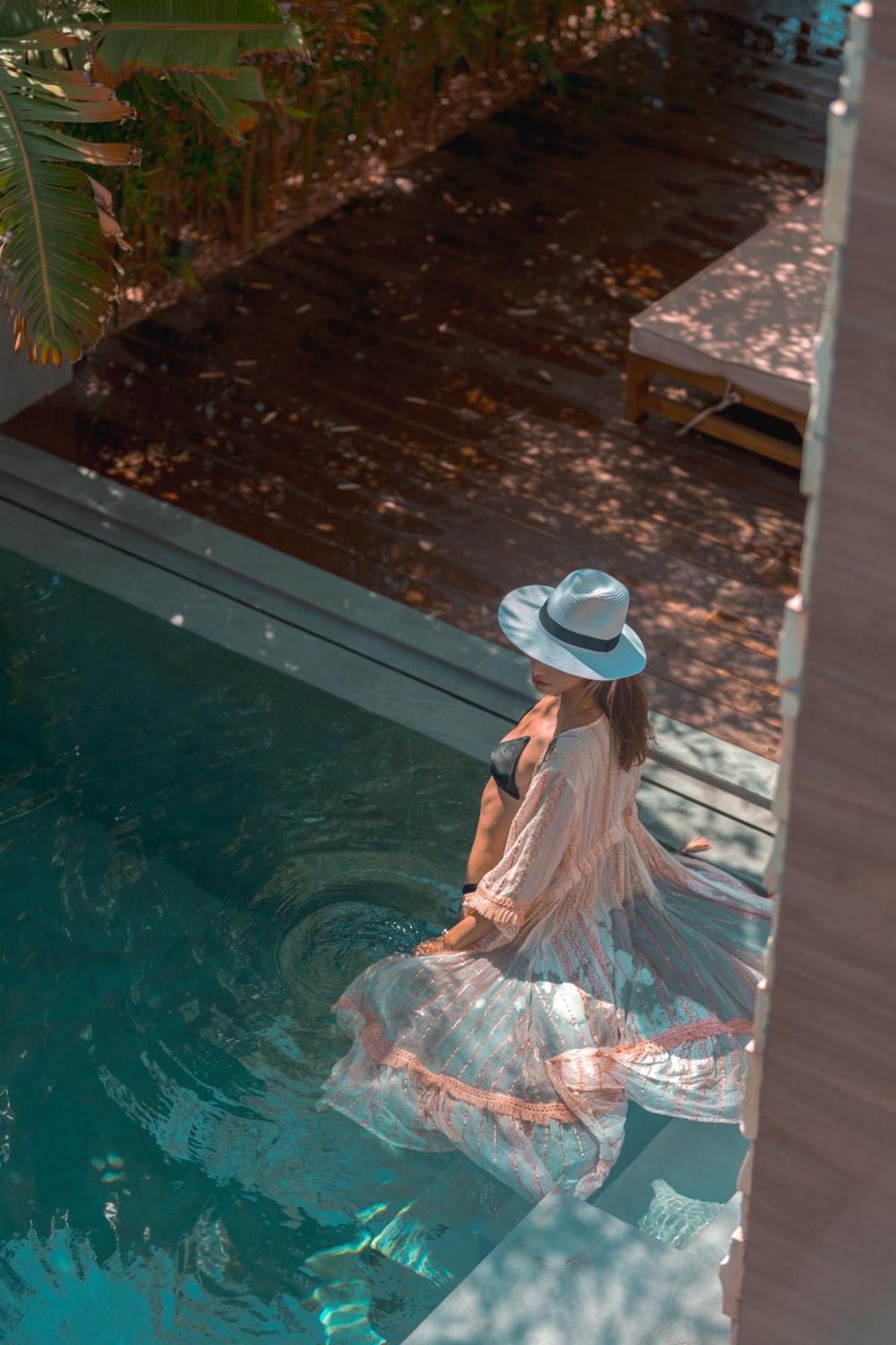 Villa Escape By Form Olea